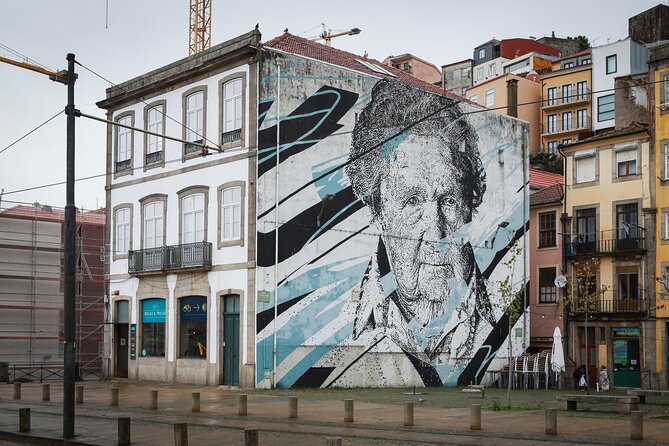 Street Art and Architecture:Porto Speaks Through Its Streets - Why the private format matters