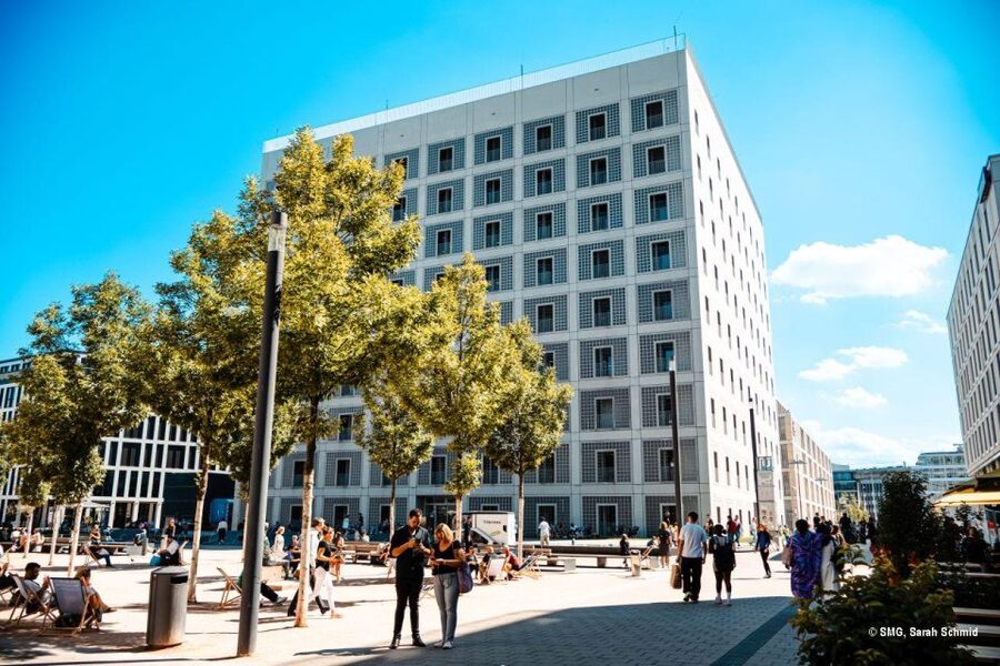 Stuttgart city library - an architectural tour - Who will enjoy this experience most