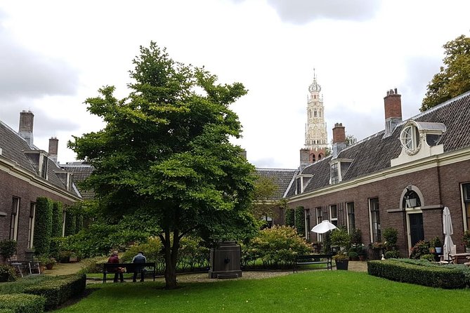 The rise of Haarlem: Culture, History, Art and Architecture Walking Tour - Haarlem during World War II
