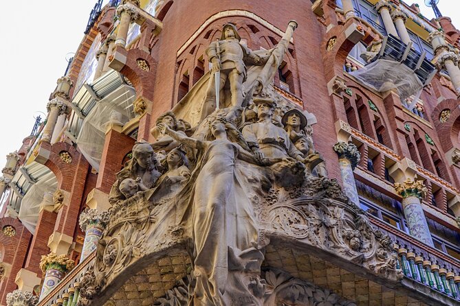 The wonders of architecture 2 hours on foot in Barcelona - Finishing at Casa Batlló