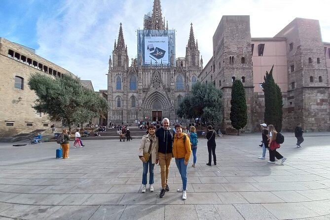 The wonders of architecture 2 hours on foot in Barcelona - Starting at Barcelona Cathedral
