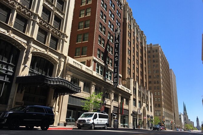 Tulsa Art Deco and Architecture with Expert Guide Walking Tour - Starting at 511 South Boston Avenue