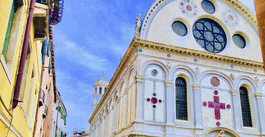 Venice Art and Architecture Private Walking Tour - Why this walk is different from a standard Venice sightseeing tour