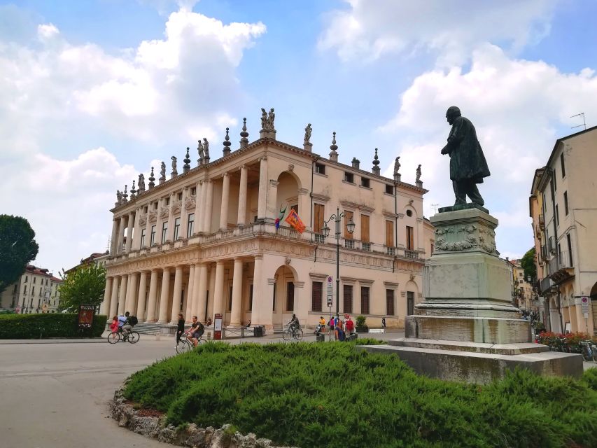 Vicenza: Palladian Architecture Private Walking Tour - What a private guide adds in two hours