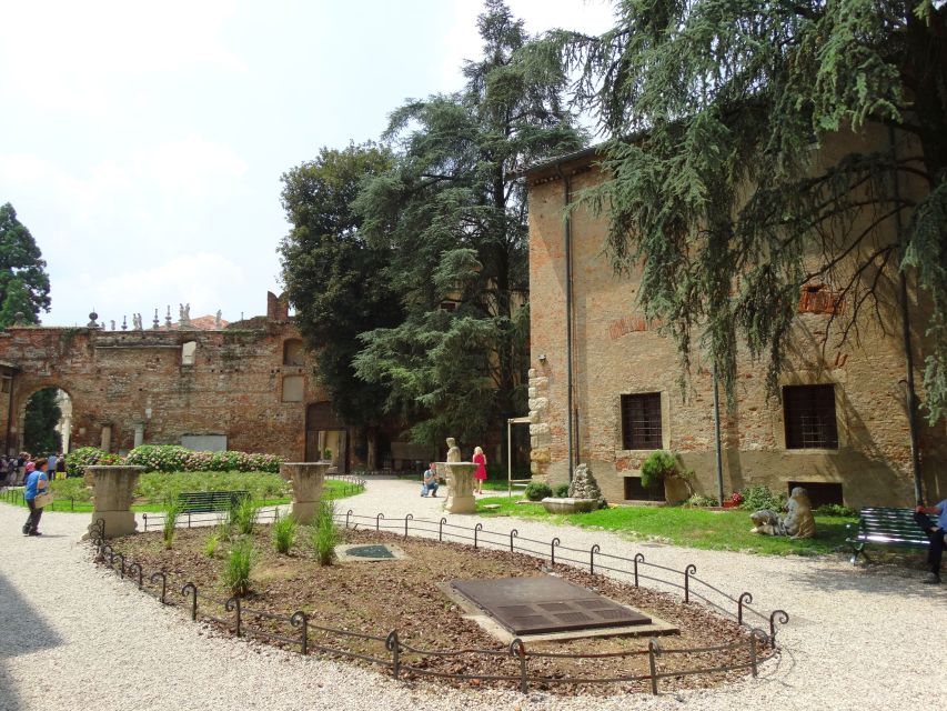 Vicenza: Palladian Architecture Private Walking Tour - Practical details before you book