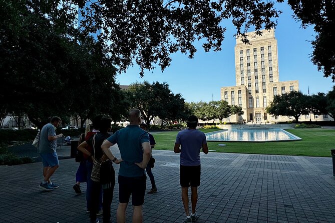 Walking Tour of Houston: History, Architecture, Street Art - Starting at Market Square, Houston’s Birthplace