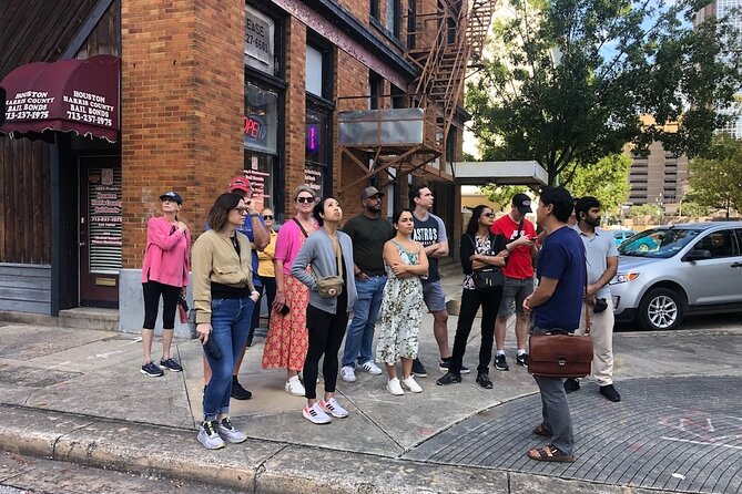 Walking Tour of Houston: History, Architecture, Street Art - The Niels Esperson Building’s Decorative Crown