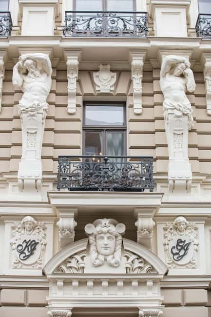 Walking Tour of Riga's Beautiful Art Nouveau Architecture - Should you book the Art Nouveau walk?
