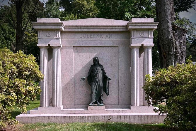 Woodlawn Cemetery: A Self-Guided Audio Tour of Gilded Age Art and Architecture - Key points to know before you go
